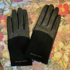 MICHAEL KORS Leather and Suede Tech Gloves